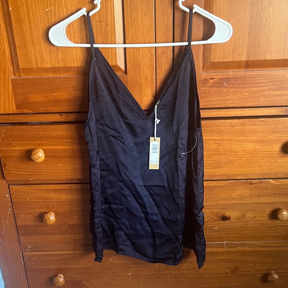Hello Nite Satin and lined Navy Camisole Top size small NWT